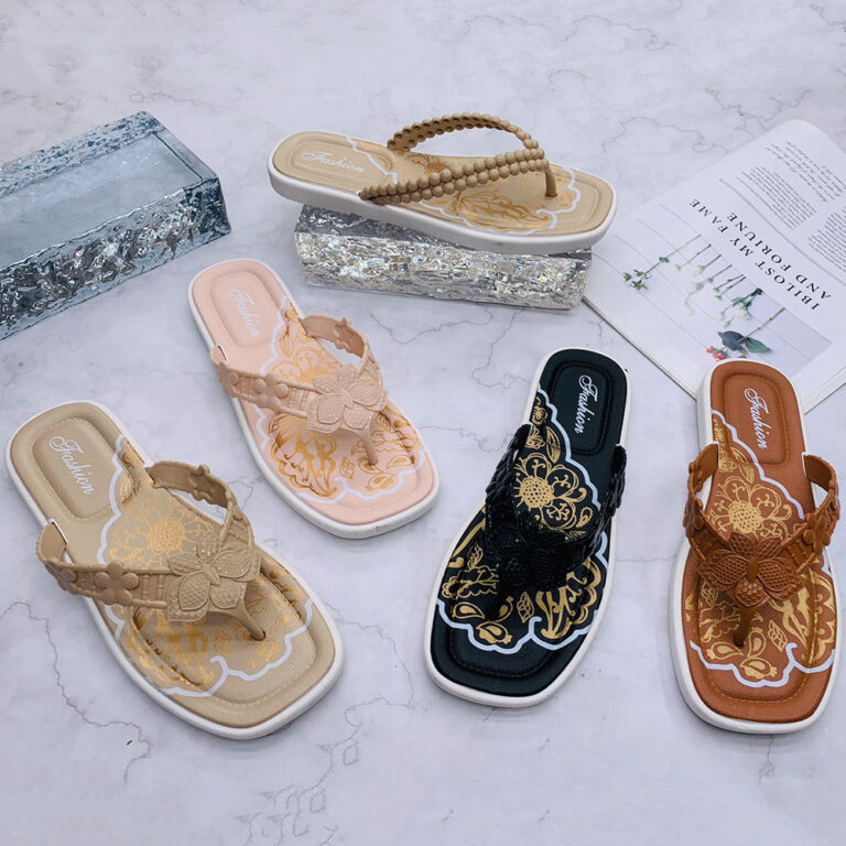 Custom Logo Women’s Rubber Flip Flops