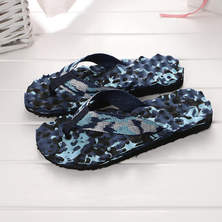 Men's Black Flip Flops for Casual Summer Wear
